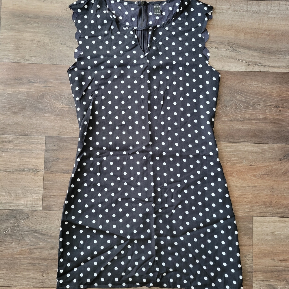Polka Dot Sleeveless Dress